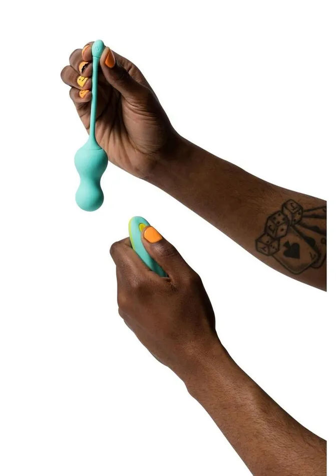Female Sex Toys Romp Romp Cello Rechargeable Silicone GSpot Vibrator with Remote Female Sex Toys Romp Romp Cello Rechargeable Silicone GSpot Vibrator with Remote