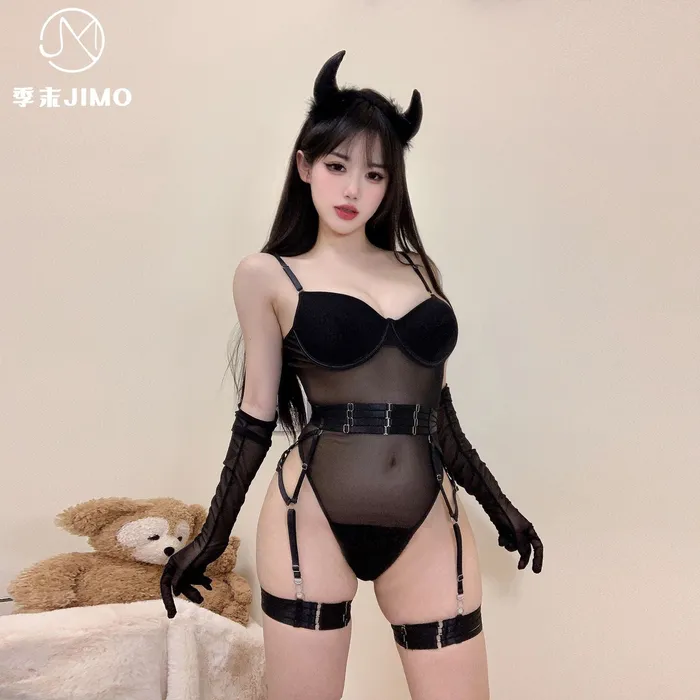 Noir Obsession Fatal Attraction Lingerie With Gloves And Garter Belt Sinderella Male Sex Toys